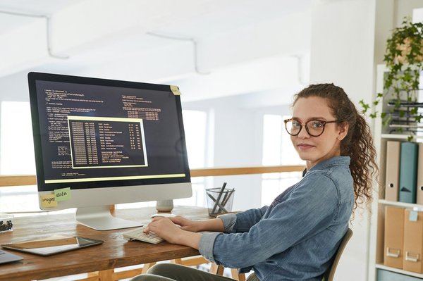 Agences no code : la nouvelle tendance qui révolutionne le développement pour les PME